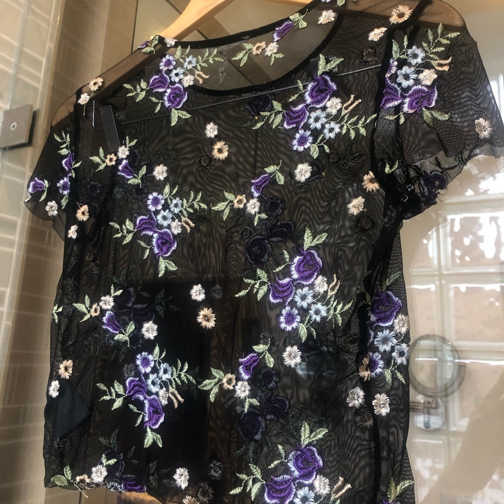 mesh black top - Picture 2 of 2